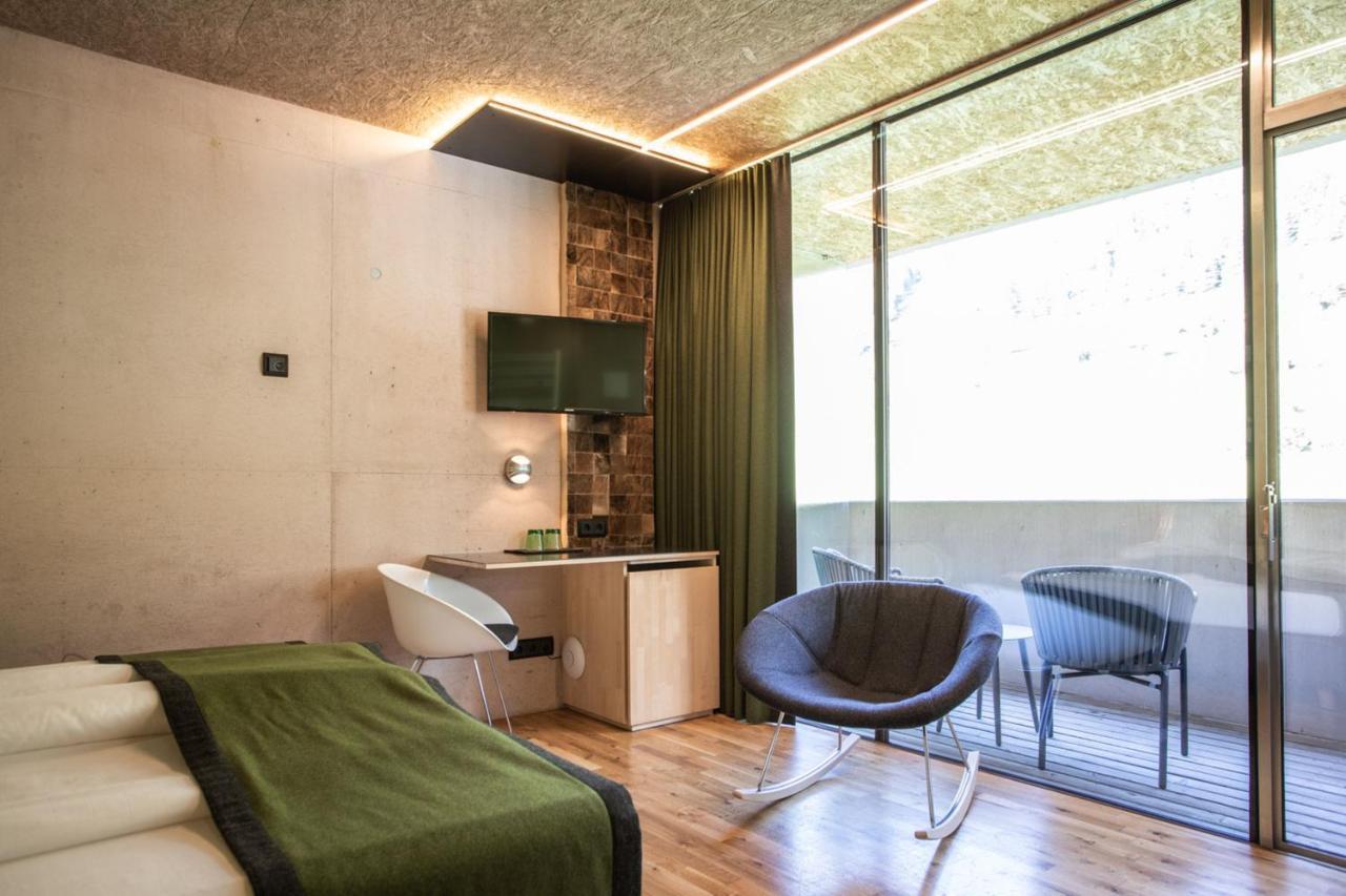 Hotel Arlmont 4 Stern Superior 장크트안톤암아를베르크 외부 사진