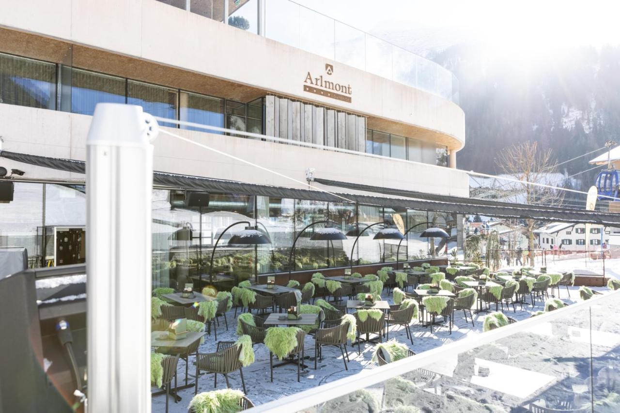 Hotel Arlmont 4 Stern Superior 장크트안톤암아를베르크 외부 사진